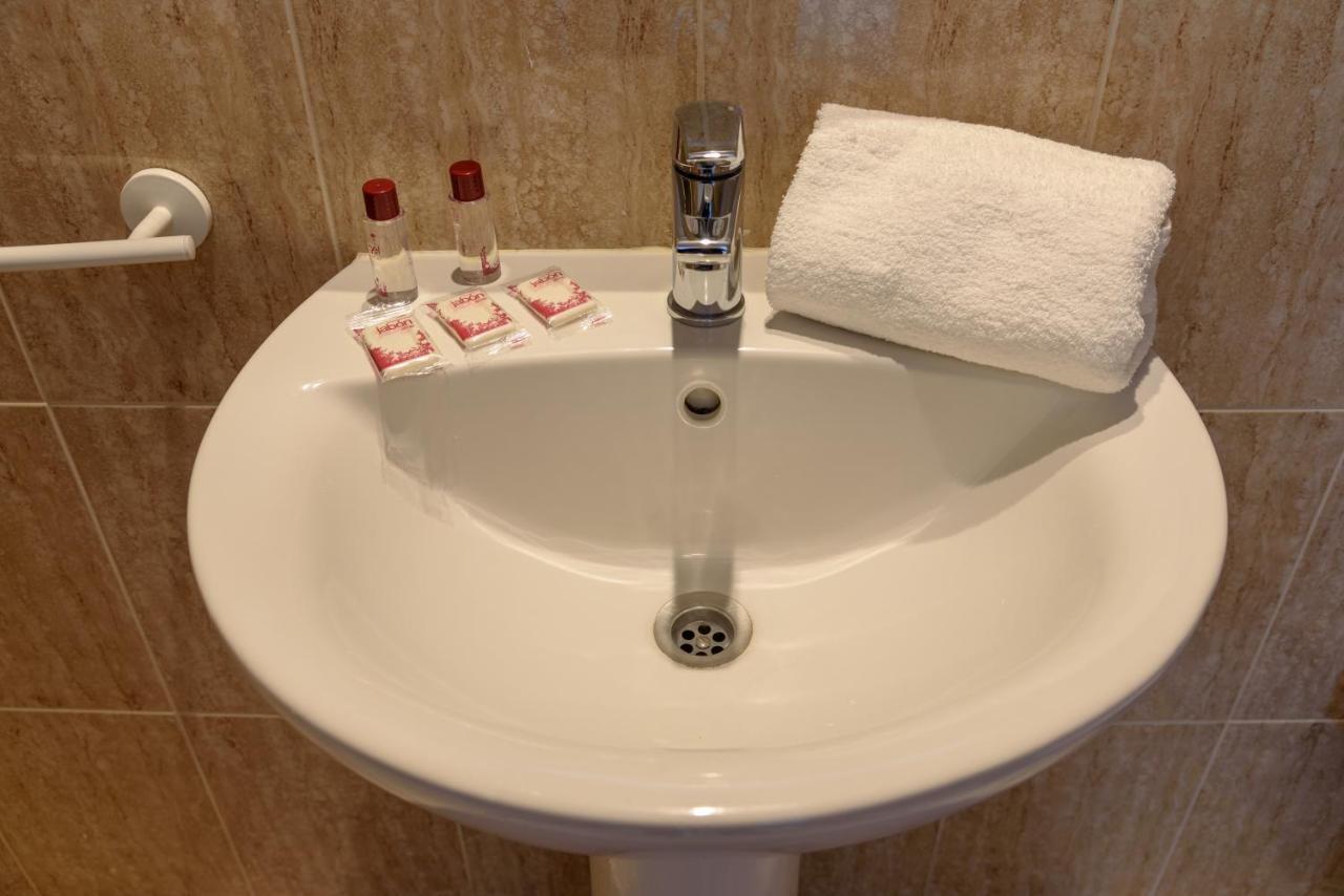 Hostal Beni ベニカシム エクステリア 写真